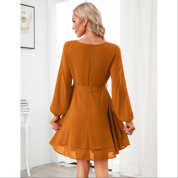 *NWT* Womens V Neck long Sleeve Tie Waist Ruffle Boho Flowy Swing Mini Dress. - Picture 3 of 4